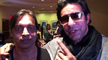 Wasim and Shoaib Have Something To Say To Their Fans