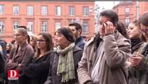 Attaques de Paris : rassemblement spontané place du Capitole, à Toulouse