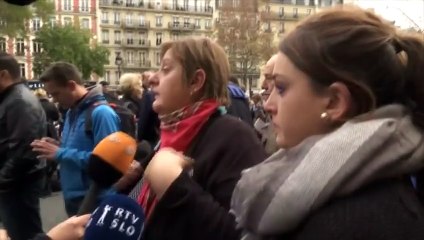 Attentats de Paris: la compassion des Parisiens