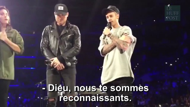 Justin Bieber arrête un concert pour prier pour la France