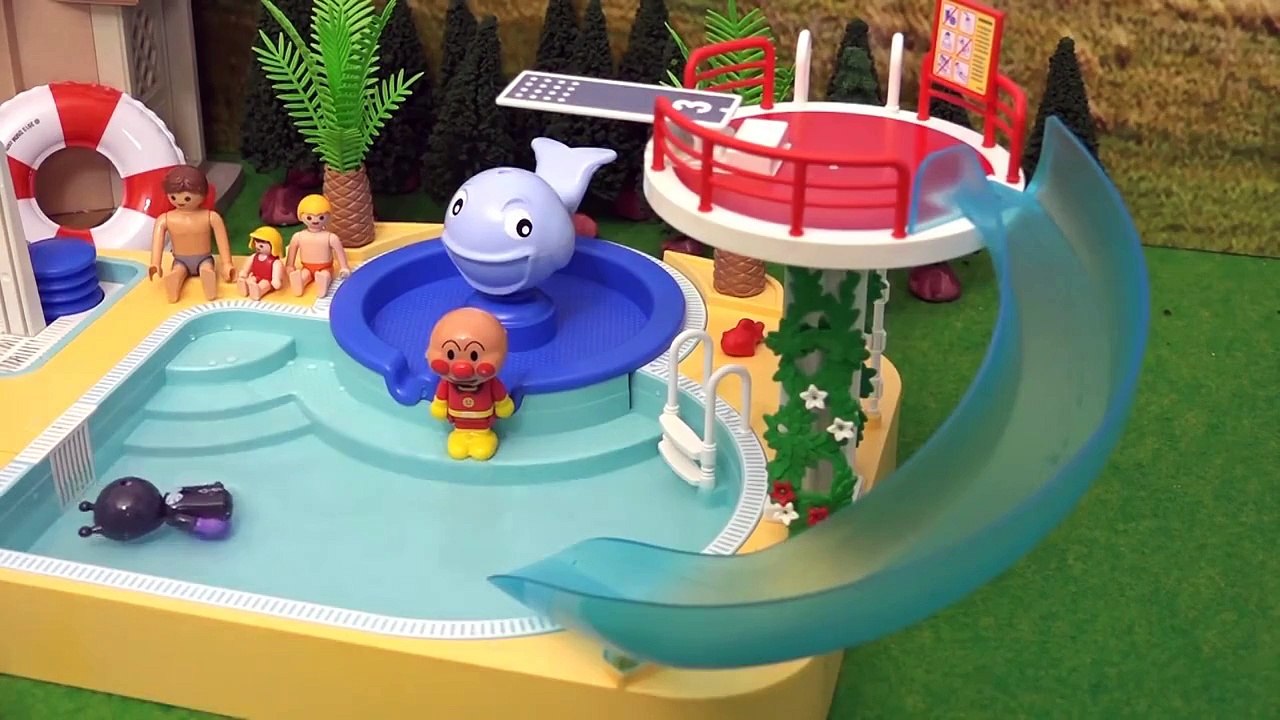 AAA アンパンマン おもちゃ ウォータースライダー Anpanman Peppa Pig Toy