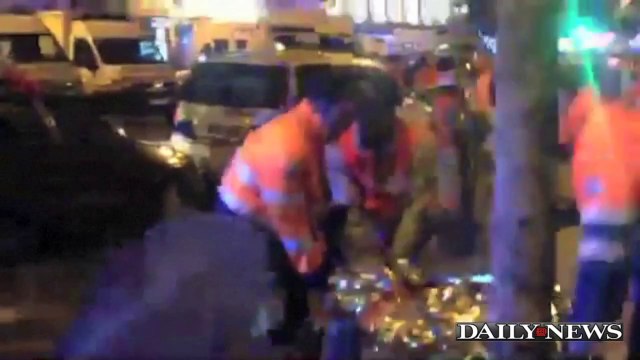 ISIS Claims Responsibility for Paris 'Act of War' Then Celebrates Using Twitter