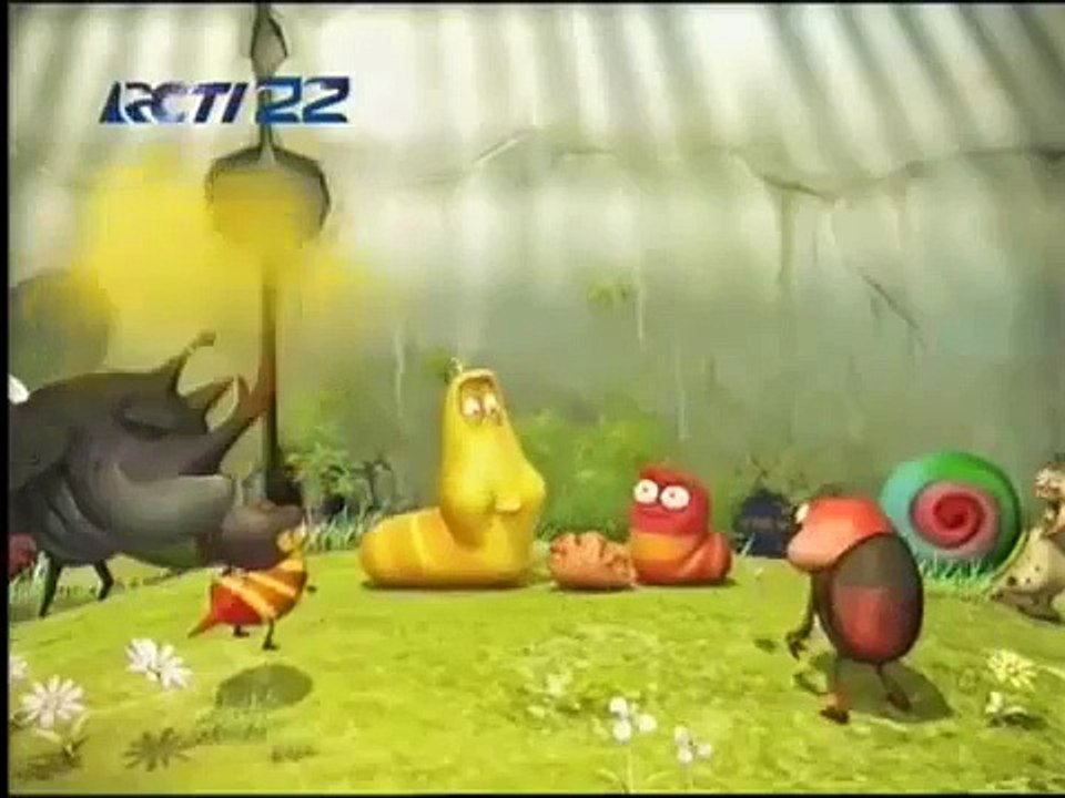 Funny Larva (042)