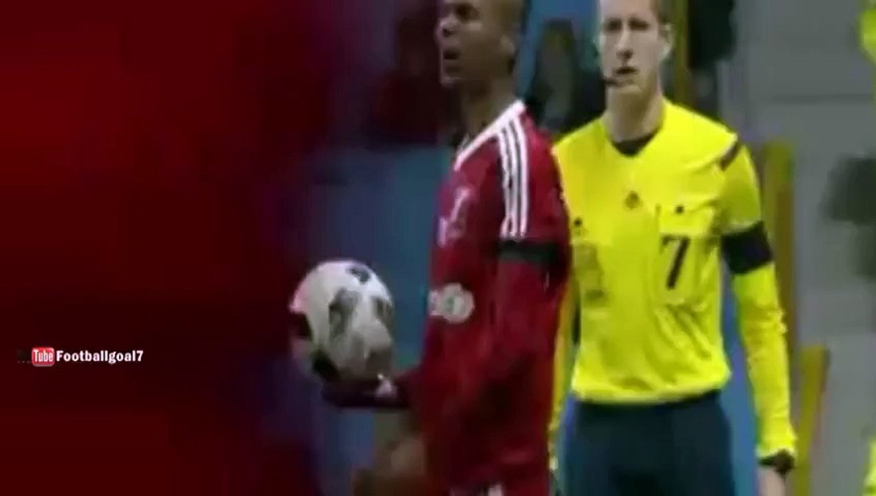 David Beckham is substituted by His Son Brooklyn - Beckham XI vs Zidane XI 2-1 (Charity) 2015