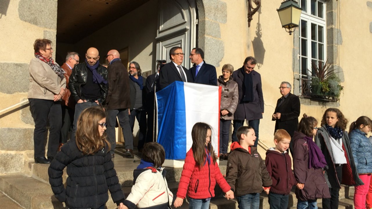 Attentat de Paris. 600 Mayennais rendent hommage aux victimes