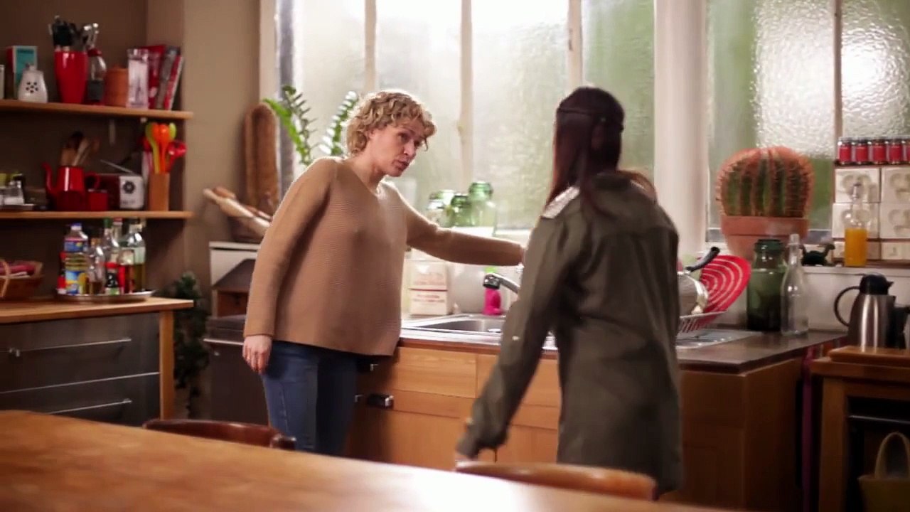 Mère et fille : Soirée Interdite - Episode en entier - Exclusivité Disney Channel