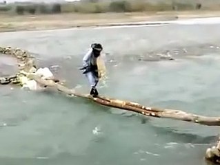 Amazing video in pakistan - funny clips pakistan 2015 - Funny Moments Funny Pakistani Clips