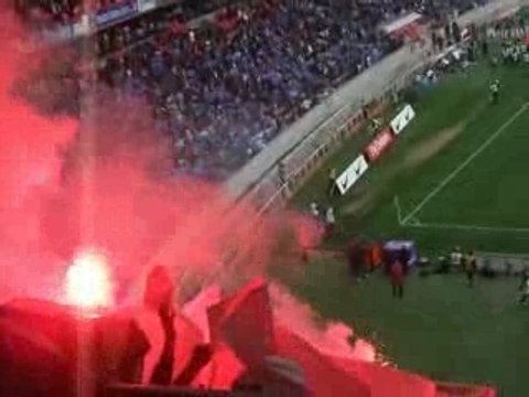 PSG - Lyon : Entrée des joueurs / Tifo
