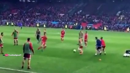 Paul Scholes nutmegs John Terry in warm up Charity Match 2015