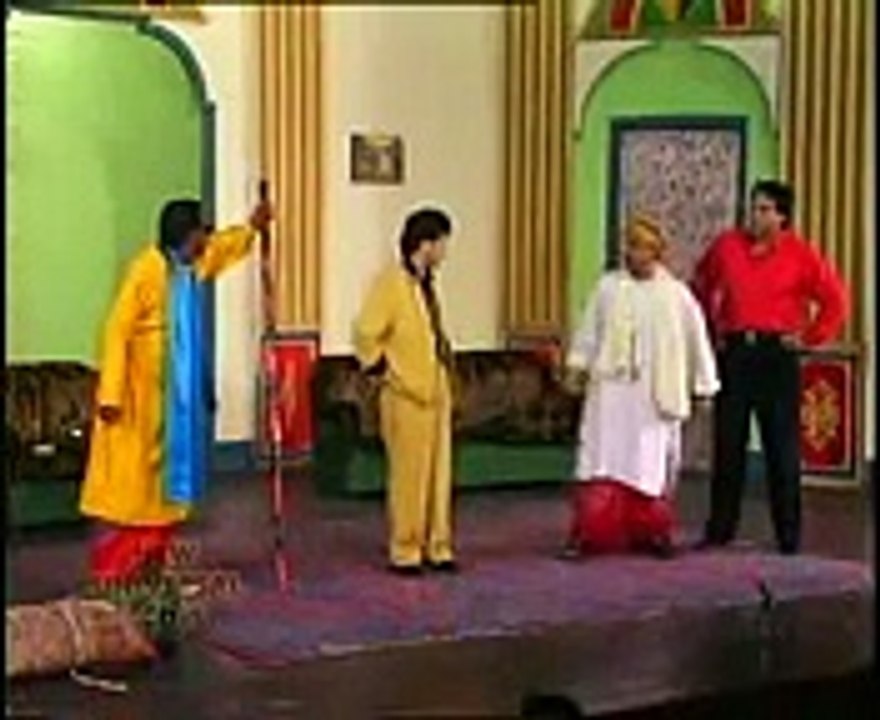 Amanat Chan and Tariq Teddy Punjabi stage drama clip