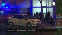 Attentats à Paris : scène de guerre en pleine rue