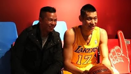 【ドッキリ】NBA選手ジェレミー・リン蝋人形かと思ったら本物だっ