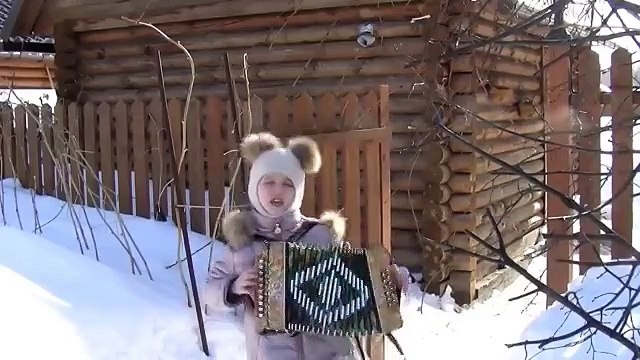7 лет а как играет,как играет