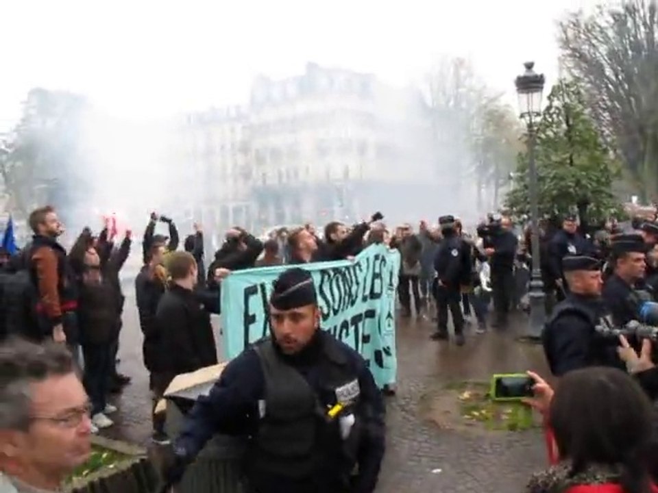 les blocs identitaires au grand jour..