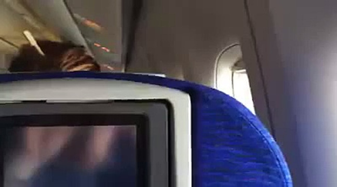 Ecco la prova video dell'esistenza delle Scie Chimiche! Fatelo vedere a tutti_ diffondiamo in massa!