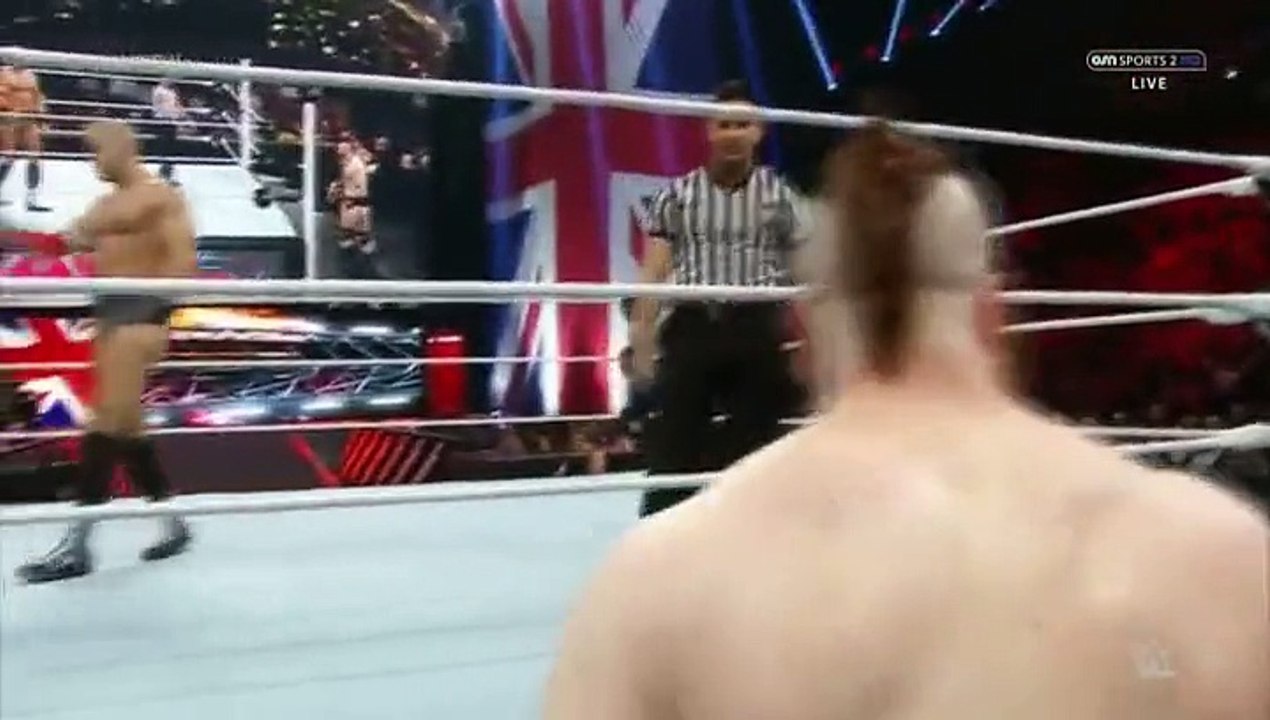 Cesaro vs Sheamus RAW 2015