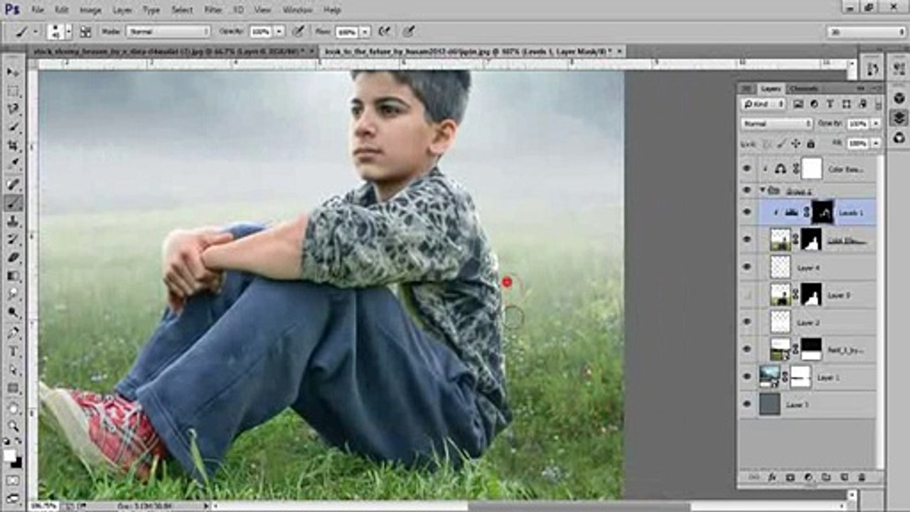Photoshop Photo Manipulation Tutorial _ Soft Light Effects_clip3