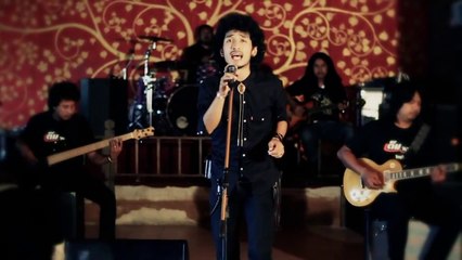 ใจเปราะบาง-เต็ม นาวา [OFFICIAL MV]