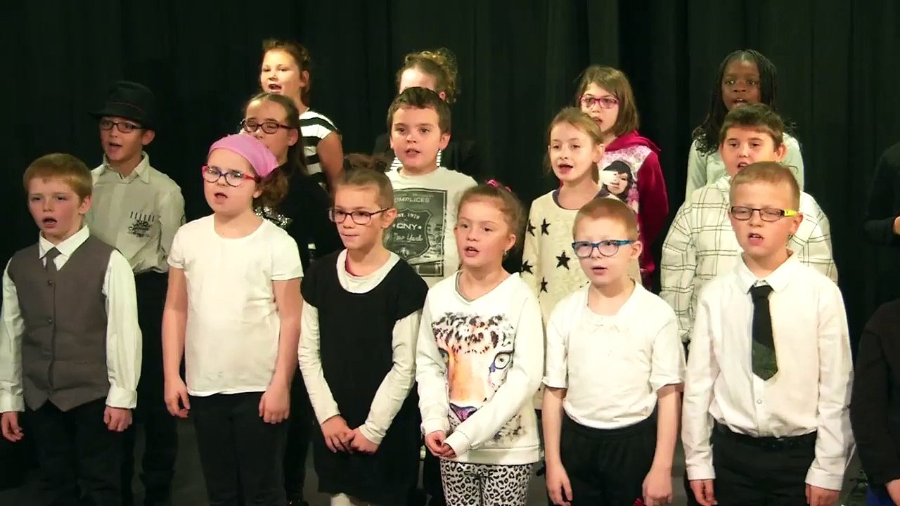 Camion des mots - Classe de CE2/CM1/CLIS École Hélène Boucher de Pont-Audemer (27)