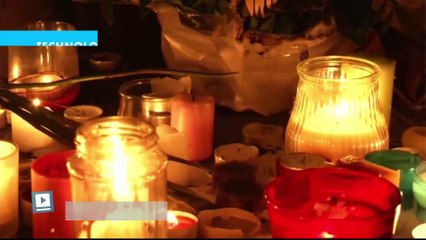 Facebook lets you support Paris in your profile photo with one click