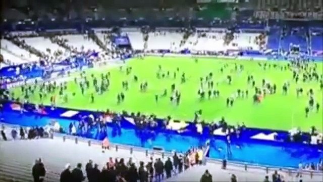 Attentat Paris Bataclan Explosion durant le match Stade de France Paris