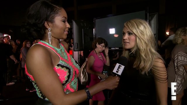 Carrie Underwood Shows Off Post-Baby Body, Talks Motherhood at CMT Awards