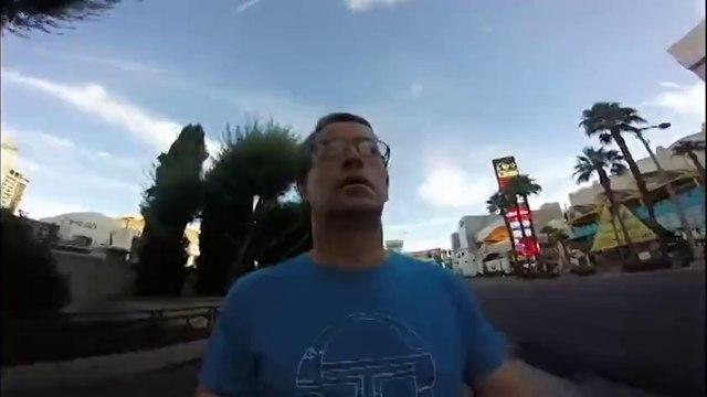 Ce touriste s'est filmé avec sa GoPro par erreur pendant son voyage à Las Vegas!