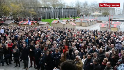 Brest. Environ 2.500 personnes unies contre l'horreur