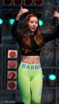 [직캠_Fancam] 151002 식스밤(Six Bomb) (유청) 다이나믹듀오-출첵 @ 동대문 밀리오레