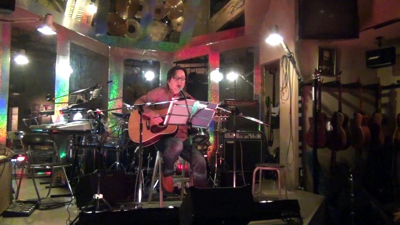 ケニー坂上：1曲目