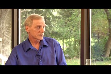 Auteur Gilles Morand, explique...