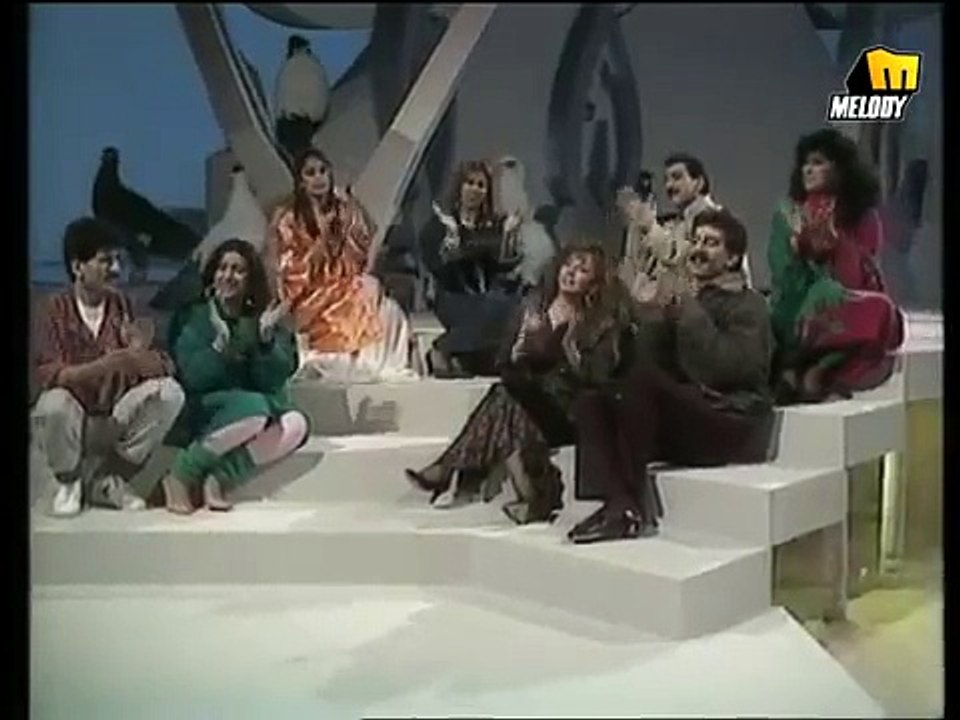 عمرو دياب  - بتغني لمين