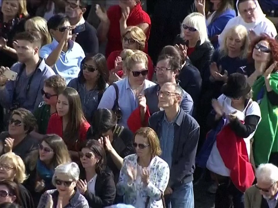 Le pape François affirme que la violence au nom de Dieu est "un blasphème"
