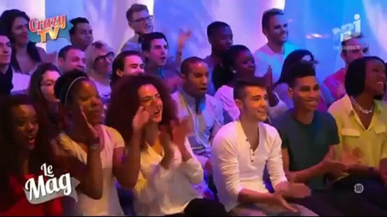 Le MAG du 4 novembre 2014 avec Tatiana (IDV4) et Philippe Candeloro - HD