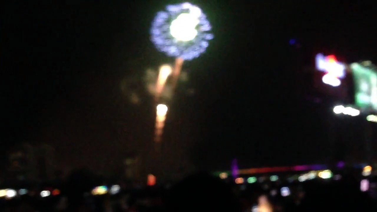 Xem bắn pháo hoa tại thành phố Đà Nẵng tuyệt đẹp