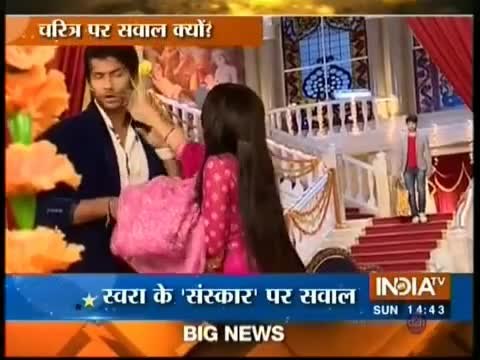 Swara Ne Lakshya ko Mara zordar THAPPAD sanskar ki gadi me bomb Lakshya ne Lagwaya swara ko lagta hai November 2015