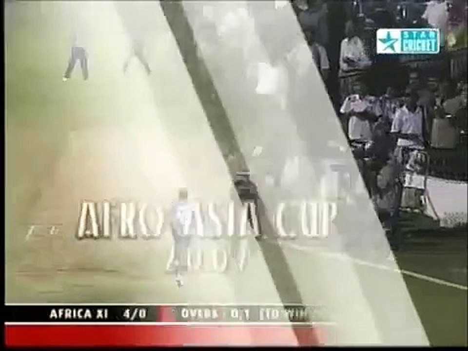 AB DEVILLIERS - NOT USING YOUR BAT....
