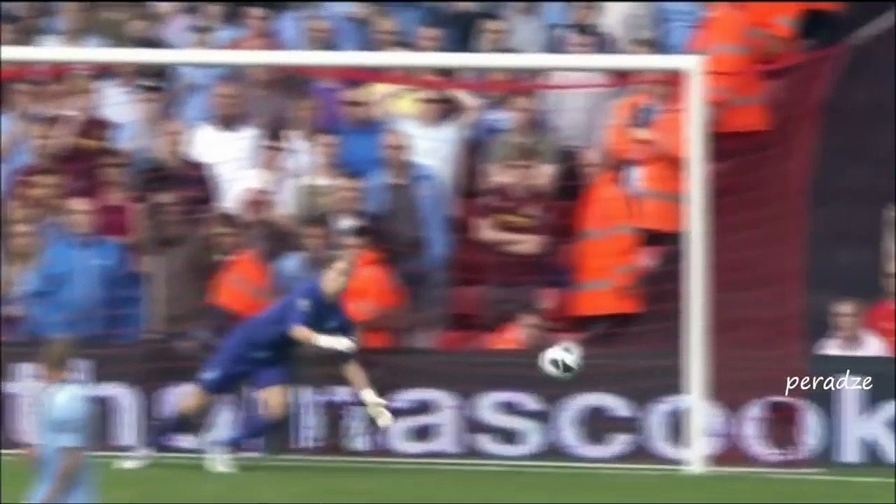 Luis Suarez ● Top 10 Goals