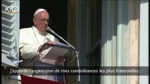 Attentats de Paris : Le Pape François s'adresse à François Hollande lors de l'Angélus