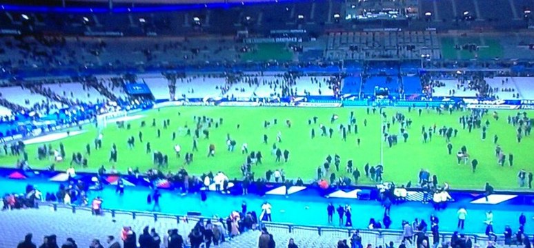 Terrorist attack in Paris (Bomb Explosion/Shooting) 150 died (France-Germany Football Match)