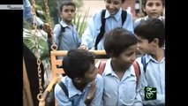 بڑا دشمن بنا پھرتا – Hommage aux enfants pakistanais victimes du terrorisme (ourdou, 2015)