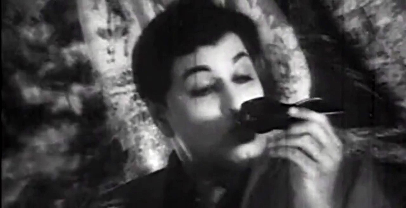 Oruvan Manathu | Dharmam Thalai Kaakkum | M.G.R , B. Saroja Devi|K. V. Mahadevan|