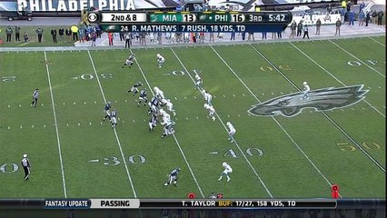 Eagles Sam Bradford leaves game with injury