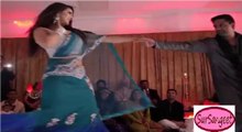 Karachi Girl Mehndi Night Dance || Couple Performance