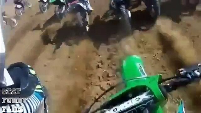 Funny videos compilation june 2015. Vídeos engraçados. Vidéos drôles. Video divertenti