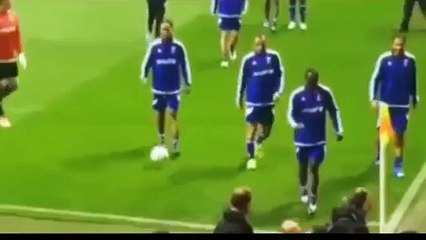 Ronaldinho régale encore