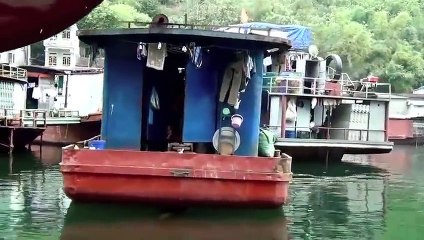 Explore Da Reservoir and Mai Chau Hill Tribal, Hoa Binh, Vietnam