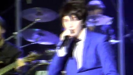 «Дай мне руку» (фрагмент) А.Бон (Москва, Crocus, 29.05.2015) (Юля Волчкова)