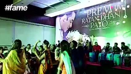 Celebrate Diwali With Salman Khan and Sonam Kapoor