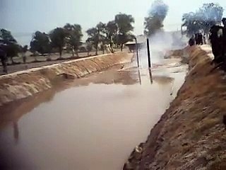 Pakistan Army's Alkhalid tank under water capability demonstration
